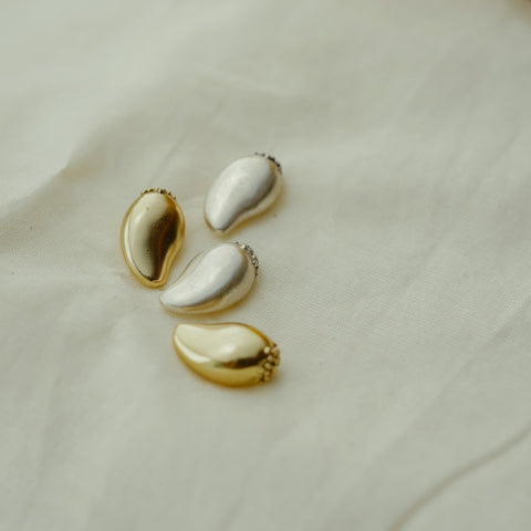 Mango Charm Studs - surmeyi