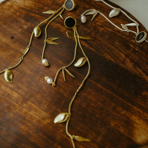 Mango Stems - surmeyi